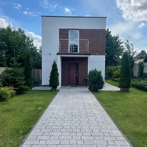 https://dom-nad-morzem-wiosowa.gdanskhotel.org